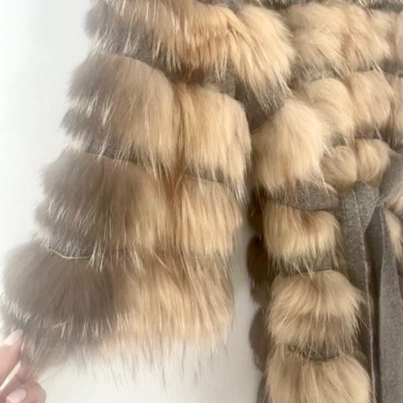 SYMETRIE YVES SALOMON ARCTIC FOX CASHMERE SWEATER COAT - Picture 12 of 14